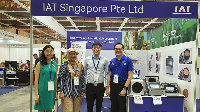 IAT Menampilkan Inovasi di Pameran Peralatan Laboratorium & Bioteknologi Malaysia